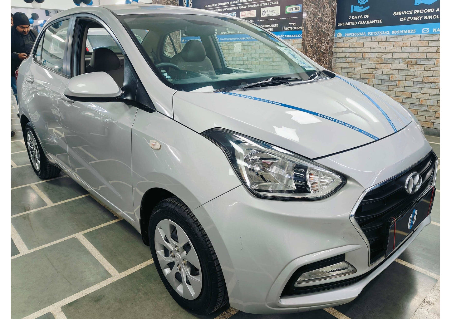 8,000 KMS HYUNDAI XCENT E+ PETROL (2017)