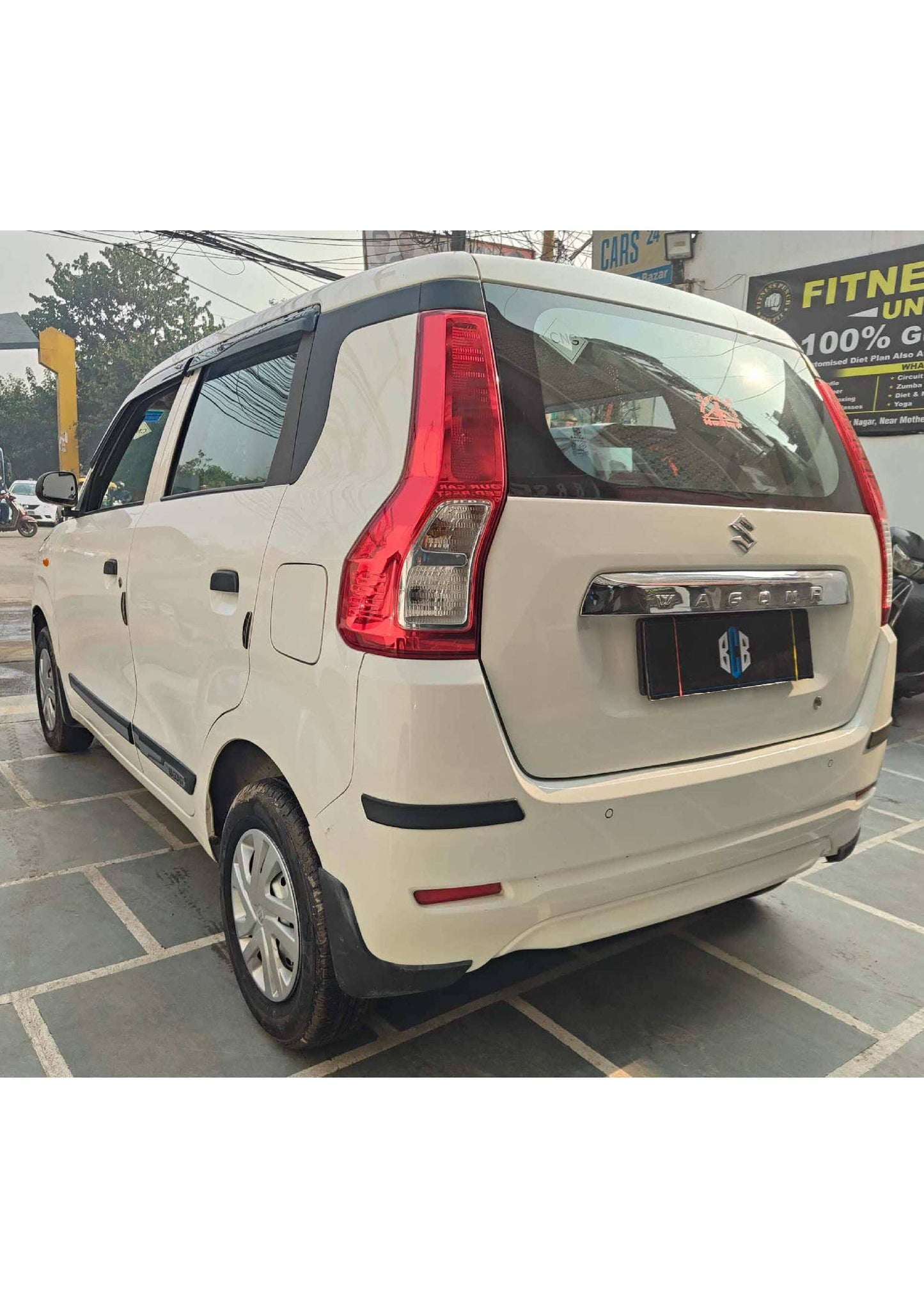 19,000 KMS MARUTI WAGONR LXI GREEN CNG (2023)