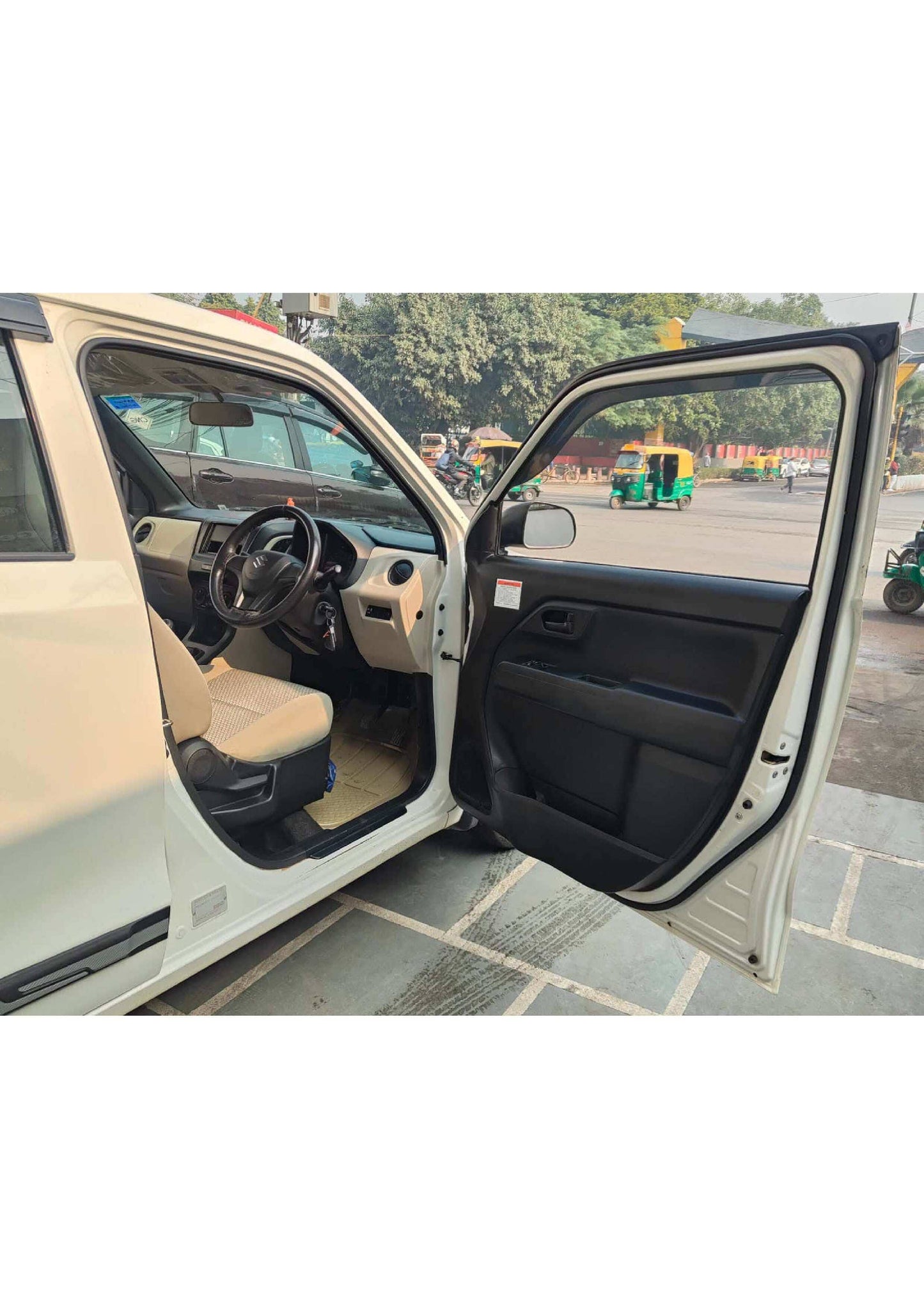 19,000 KMS MARUTI WAGONR LXI GREEN CNG (2023)