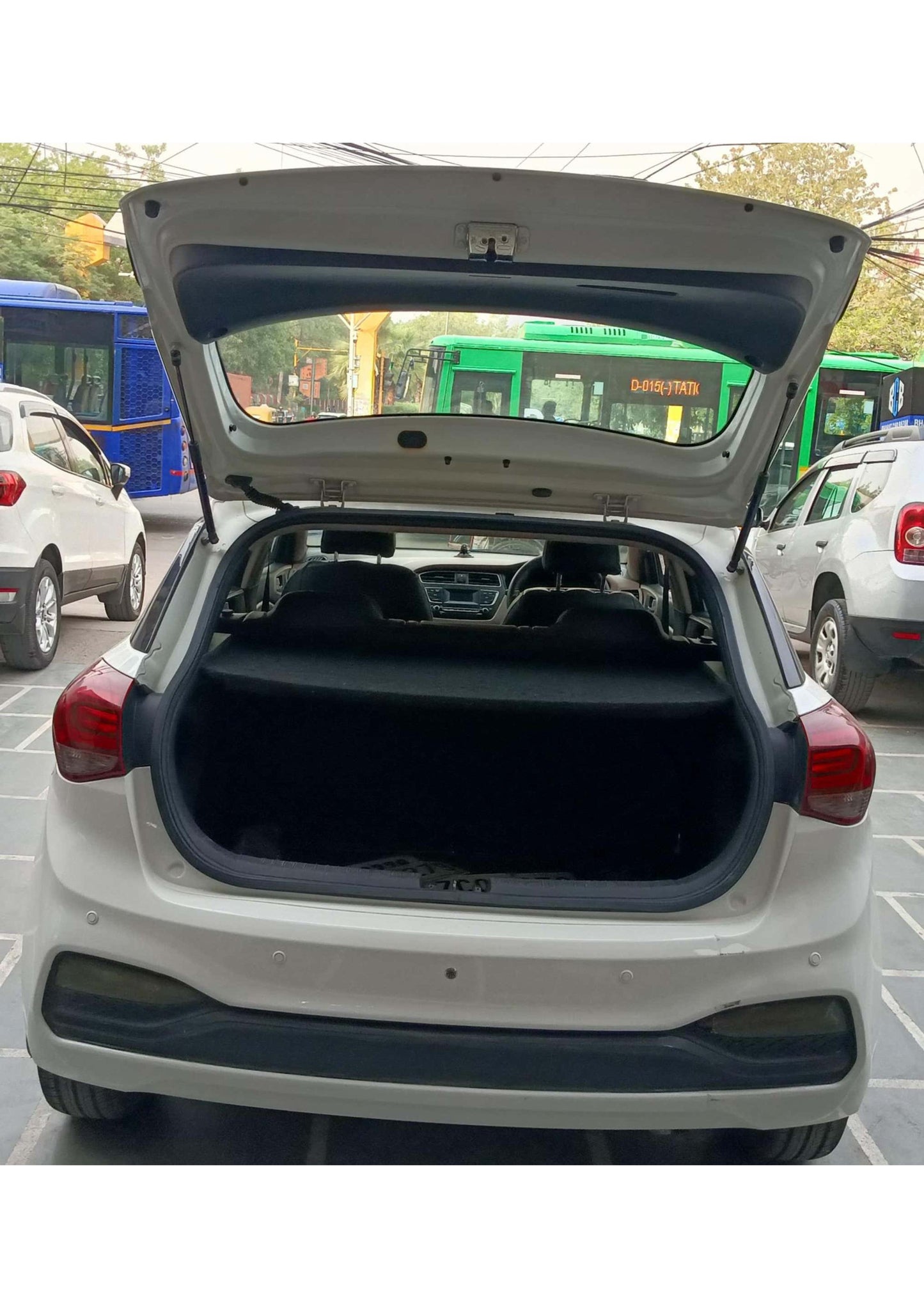 27,000 KMS HYUNDAI I20 MAGNA EXECUTIVE PETROL (2019)