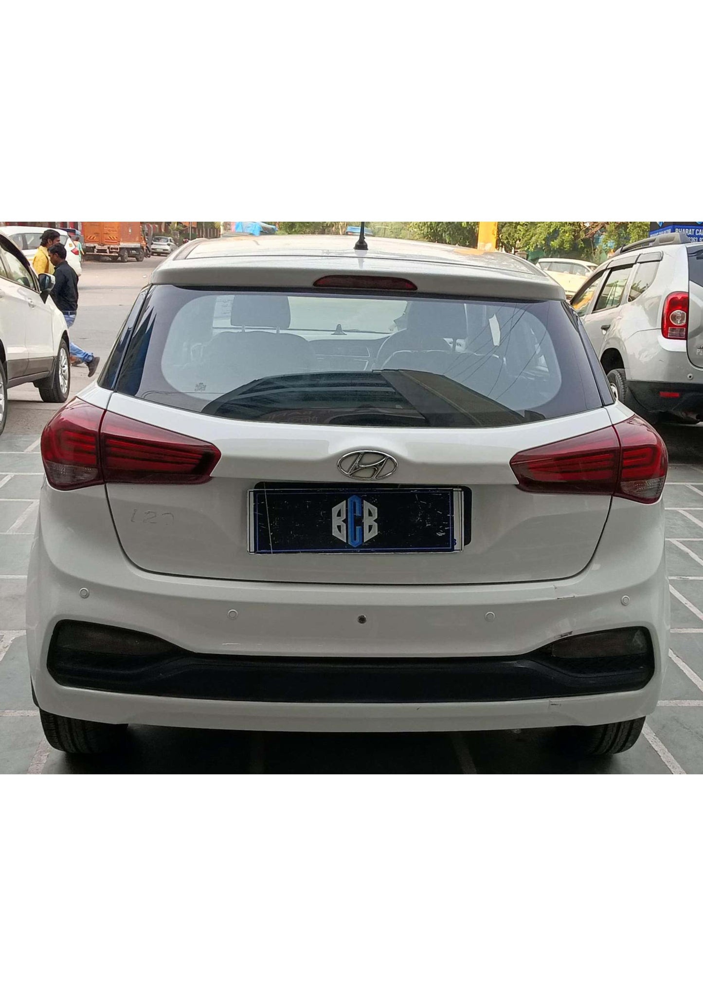 27,000 KMS HYUNDAI I20 MAGNA EXECUTIVE PETROL (2019)