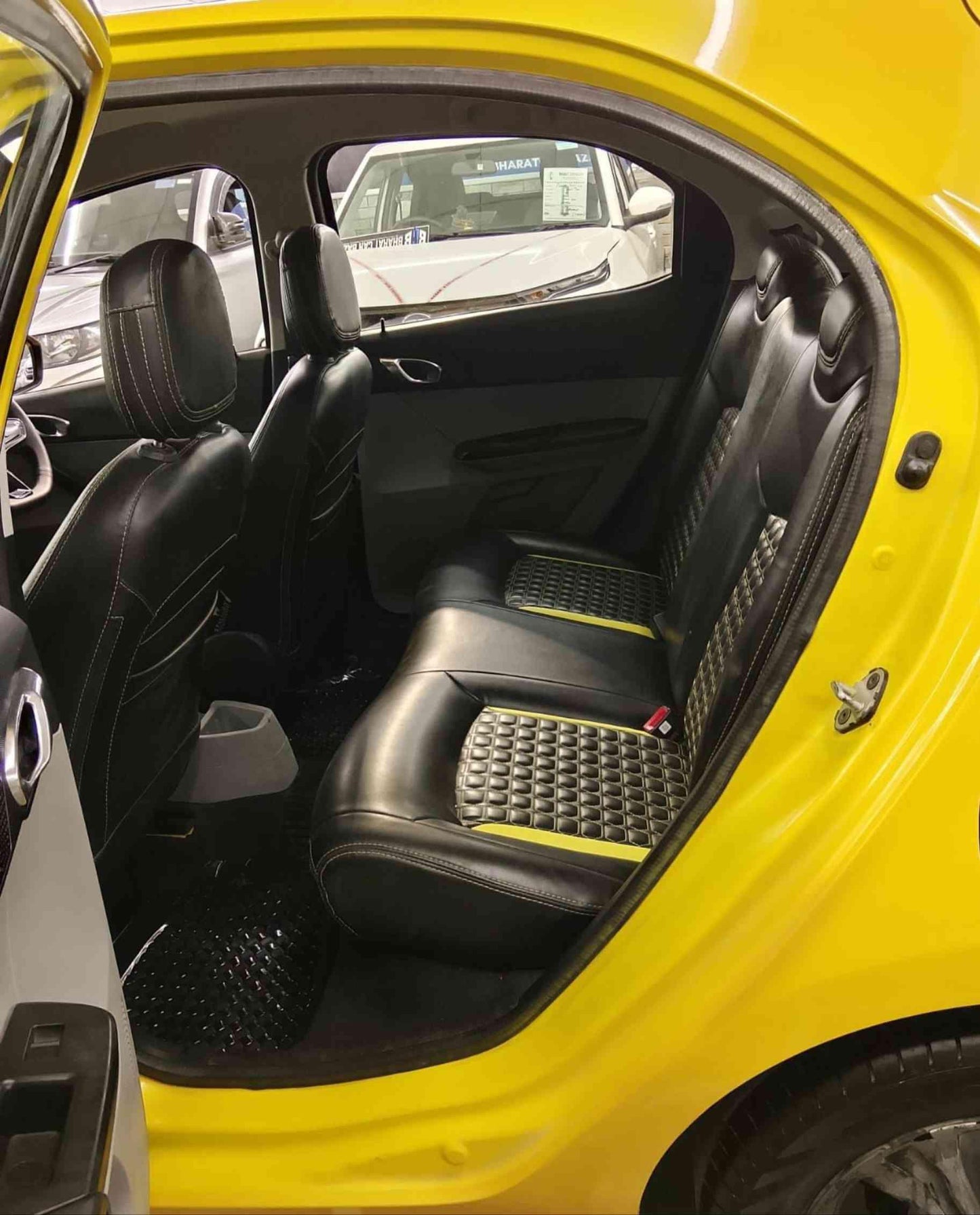 TATA TIAGO XZ 1.2 PETROL (2020)