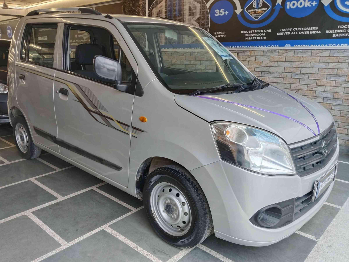 32,000 KMS MARUTI WAGONR LXI GREEN CNG (2011)