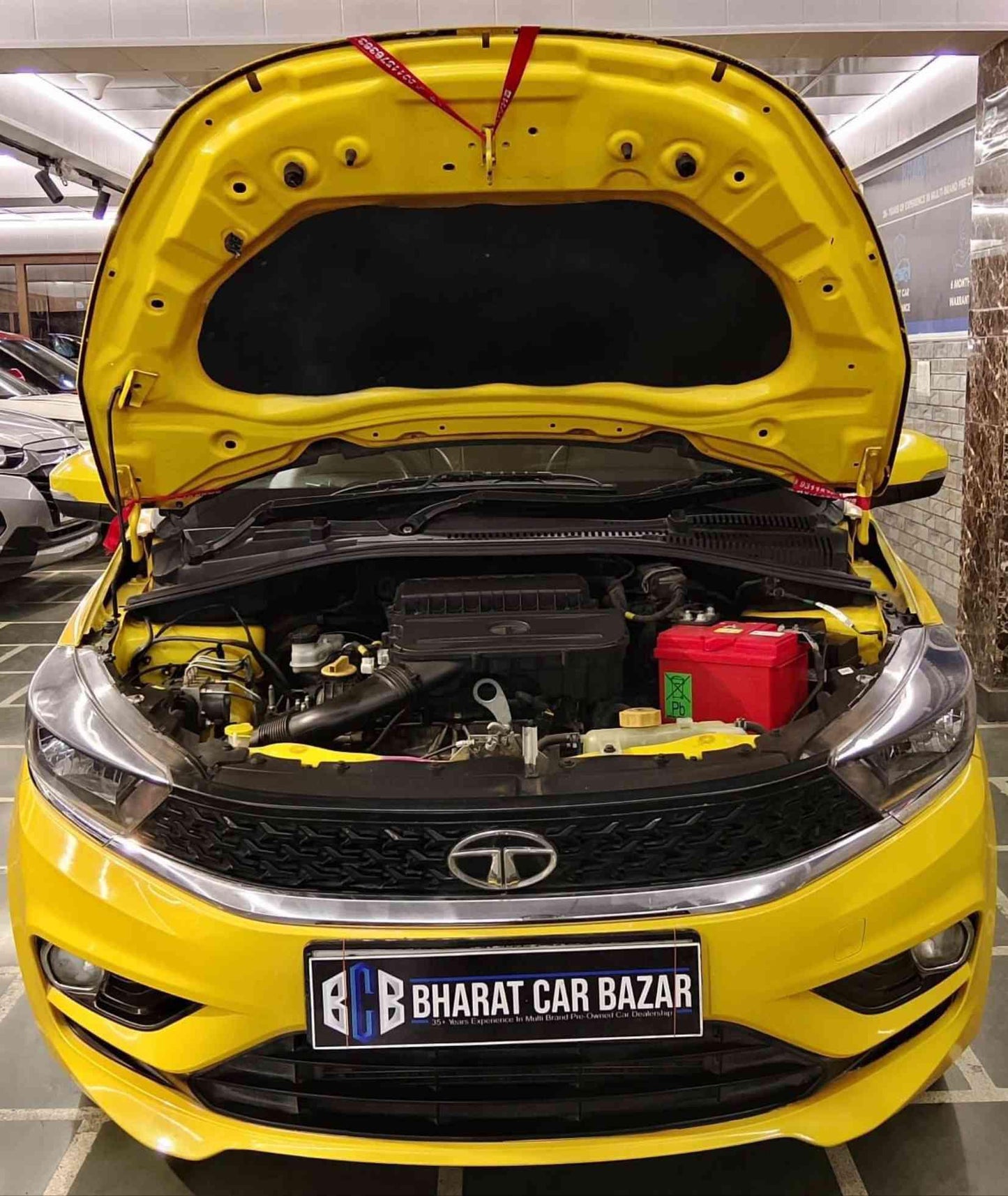 TATA TIAGO XZ 1.2 PETROL (2020)