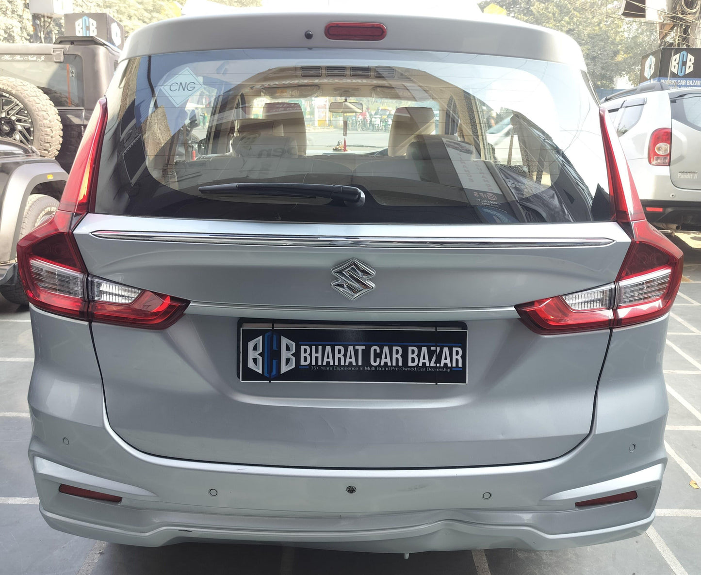 44,000 KMS MARUTI ERTIGA ZXI (O) GREEN CNG (2023)