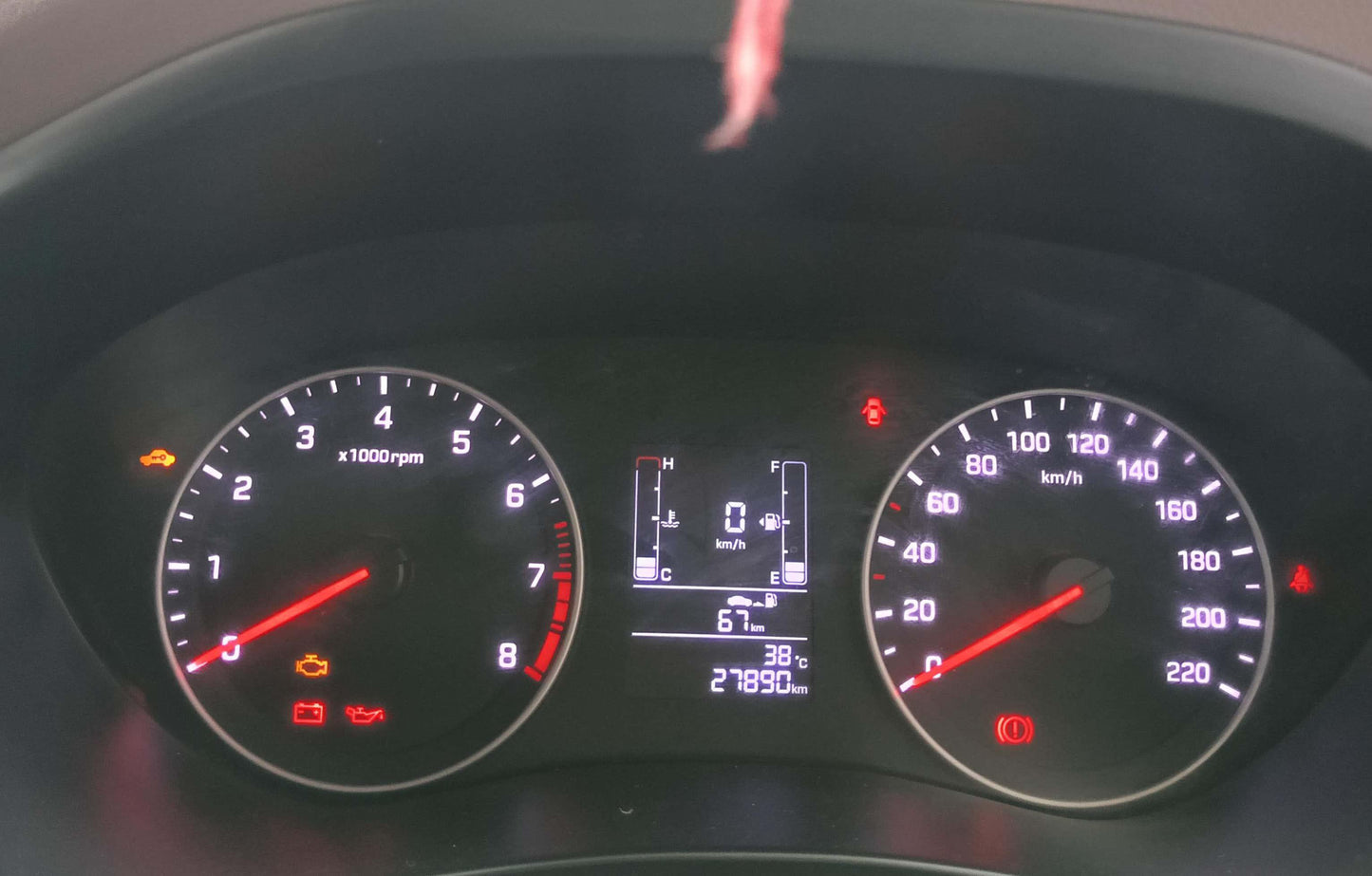 27,000 KMS HYUNDAI I20 MAGNA EXECUTIVE PETROL (2019)
