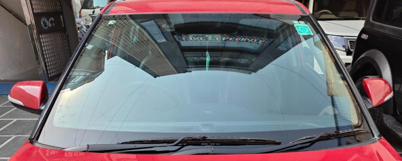 HYUNDAI CRETA E+ PETROL (2017)