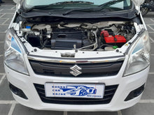 Load image into Gallery viewer, MARUTI WAGONR LXI GREEN CNG (2017)
