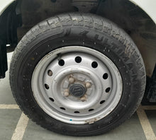 Load image into Gallery viewer, MARUTI WAGONR LXI GREEN CNG (2017)
