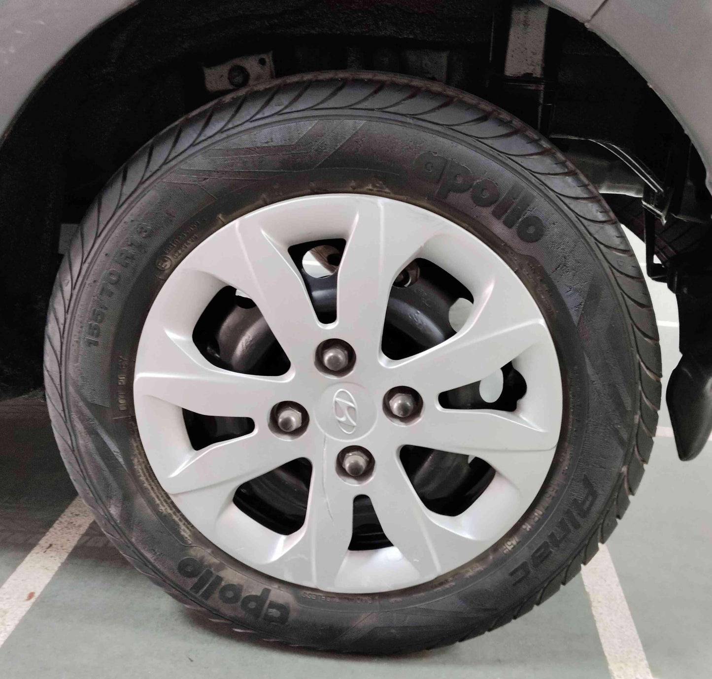 34000 KMS HYUNDAI EON MAGNA+ PETROL ( 2018)