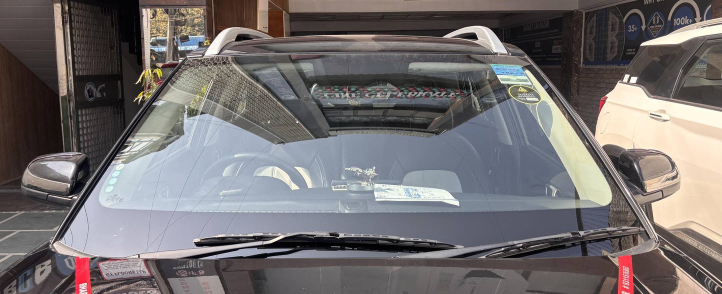 12,000 KMS HYUNDAI VENUE SX 1.0 PETROL (2025)