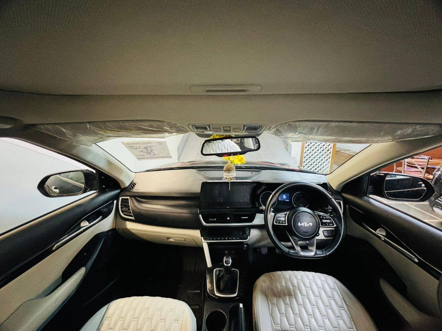 29,000 KIA SELTOS G 1.5 HTX 6 MT PETROL (2023)