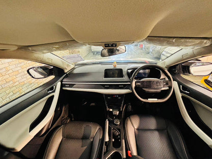 22,000 KMS TATA NEXON 1.2 CREATIVE AMT PETROL (2023)