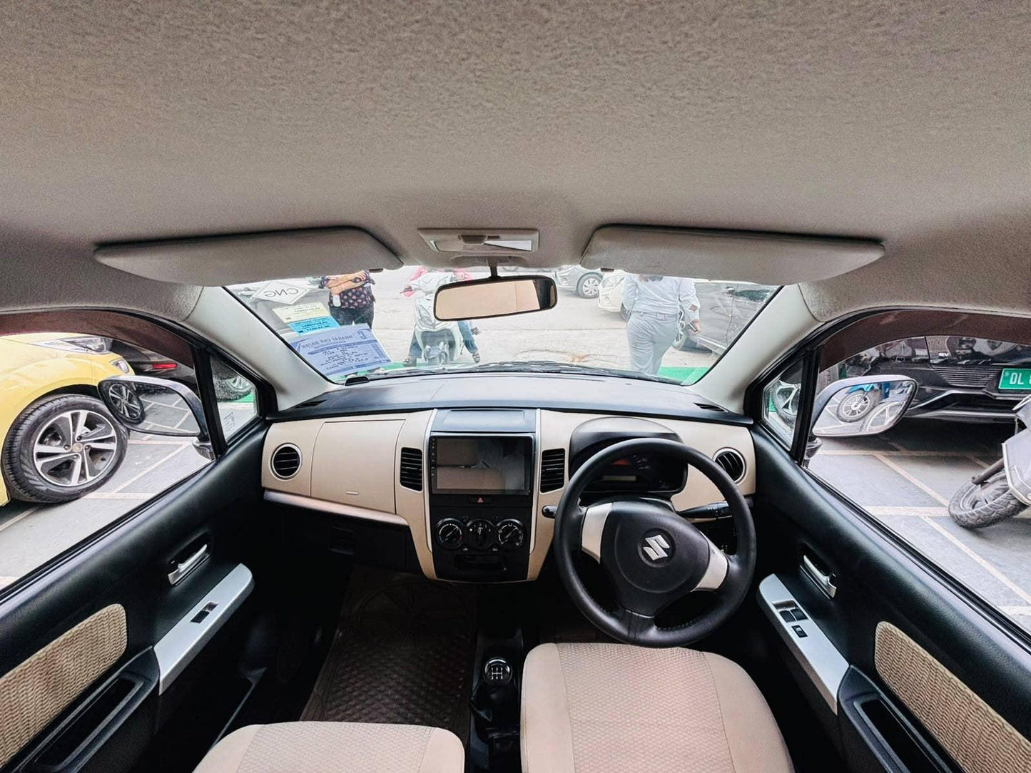 42,000 KMS MARUTI WAGONR LXI GREEN CNG (2017)