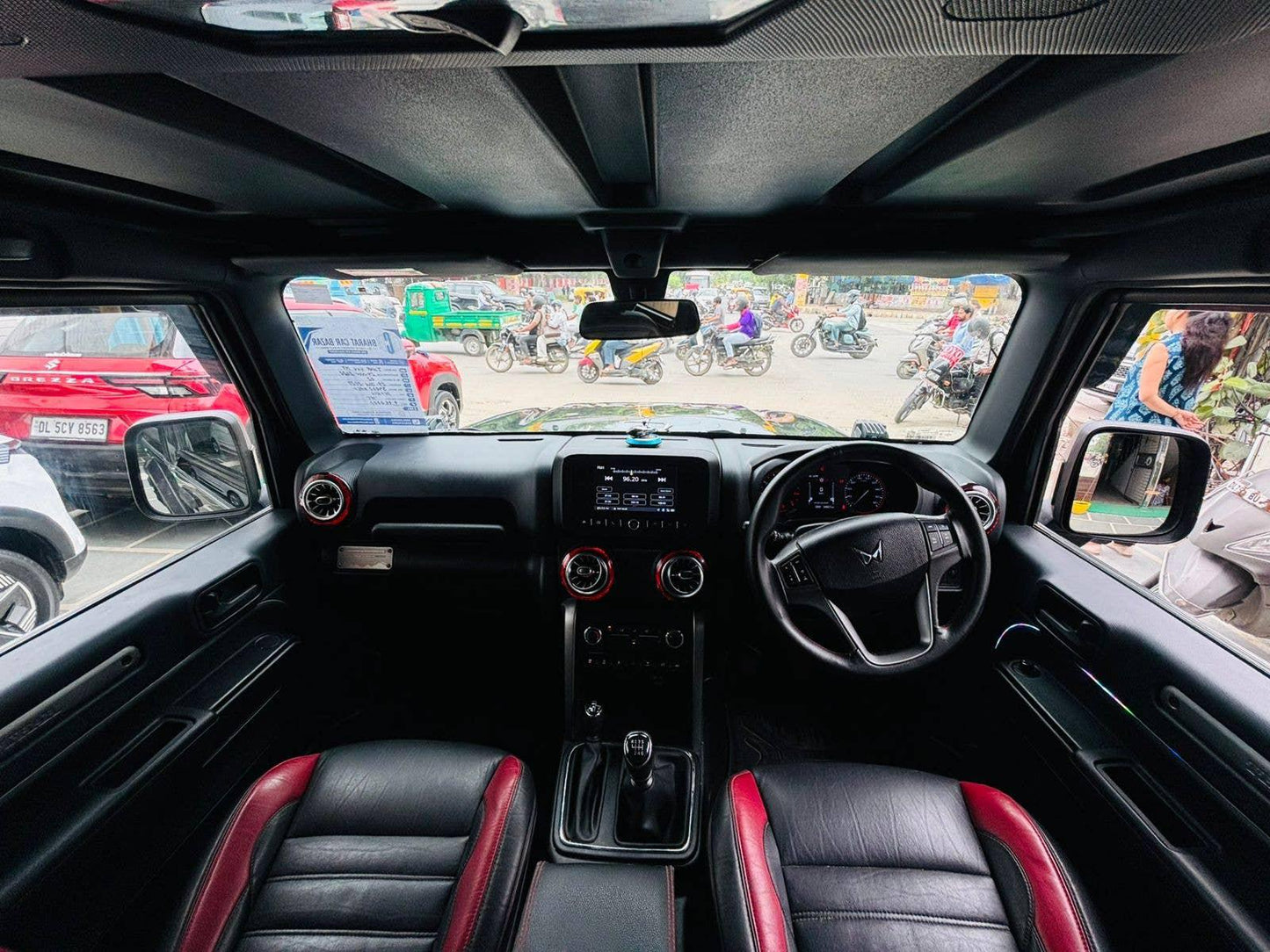 34,000 KMS MAHINDRA THAR LX MT 2.0L 4WD 4S HT PETROL (2022)