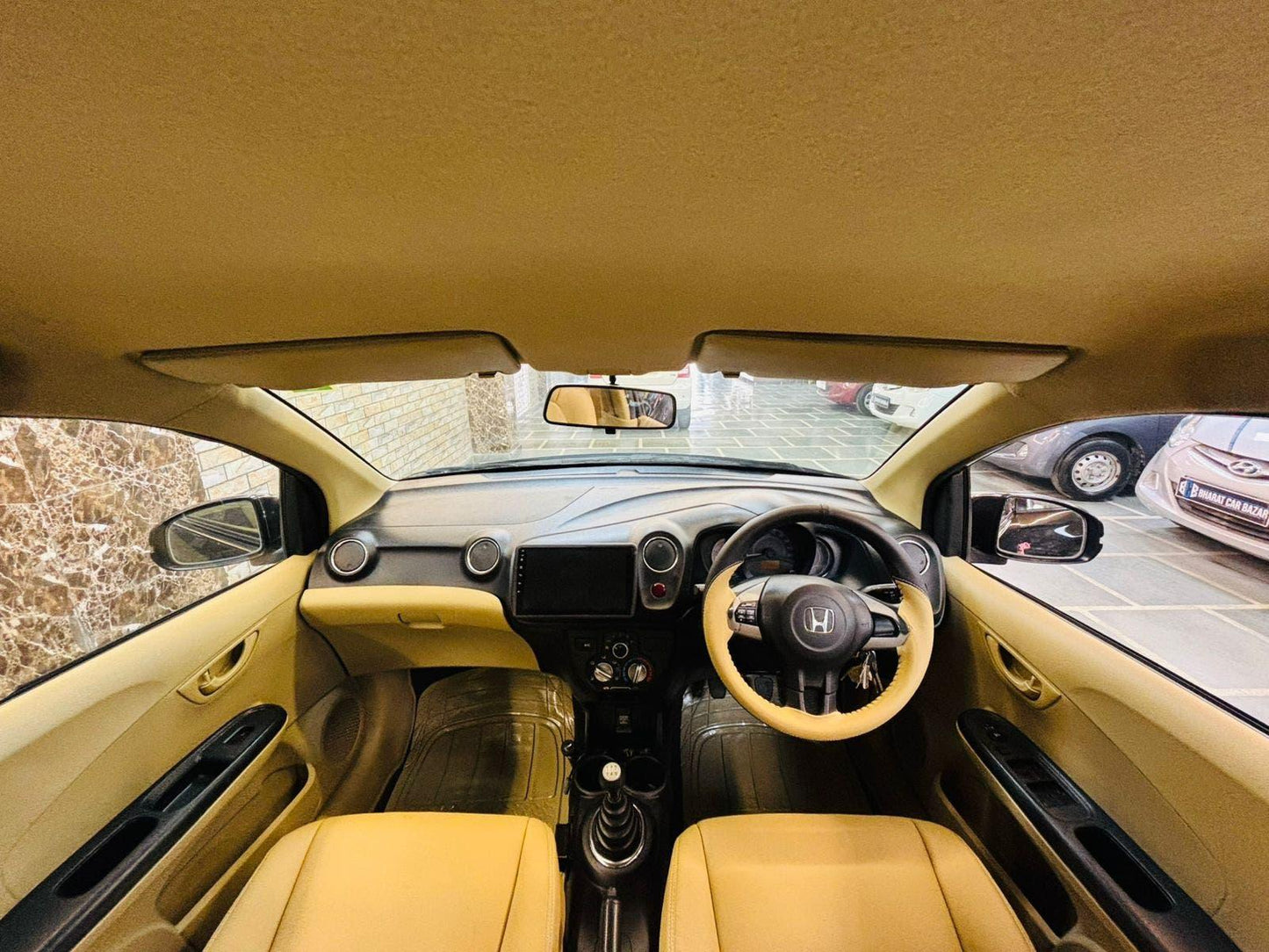 38,000 KMS HONDA AMAZE 1.2 S MT PETROL (2015)