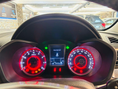 MAHINDRA XUV 300 W8 PETROL (2019)