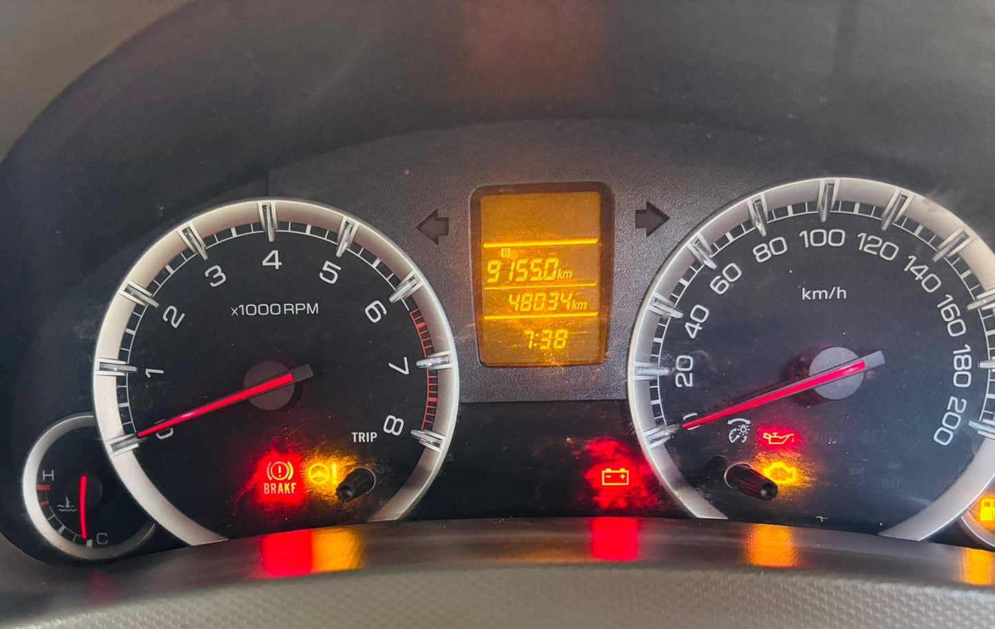 48,000 KMS MARUTI ERTIGA VXI PEROL (2014)