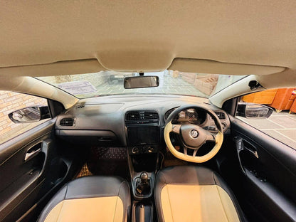 37,000 KMS VOLKSWAGEN POLO 1.2 MPI COMFOTLINE MT PETROL (2016)
