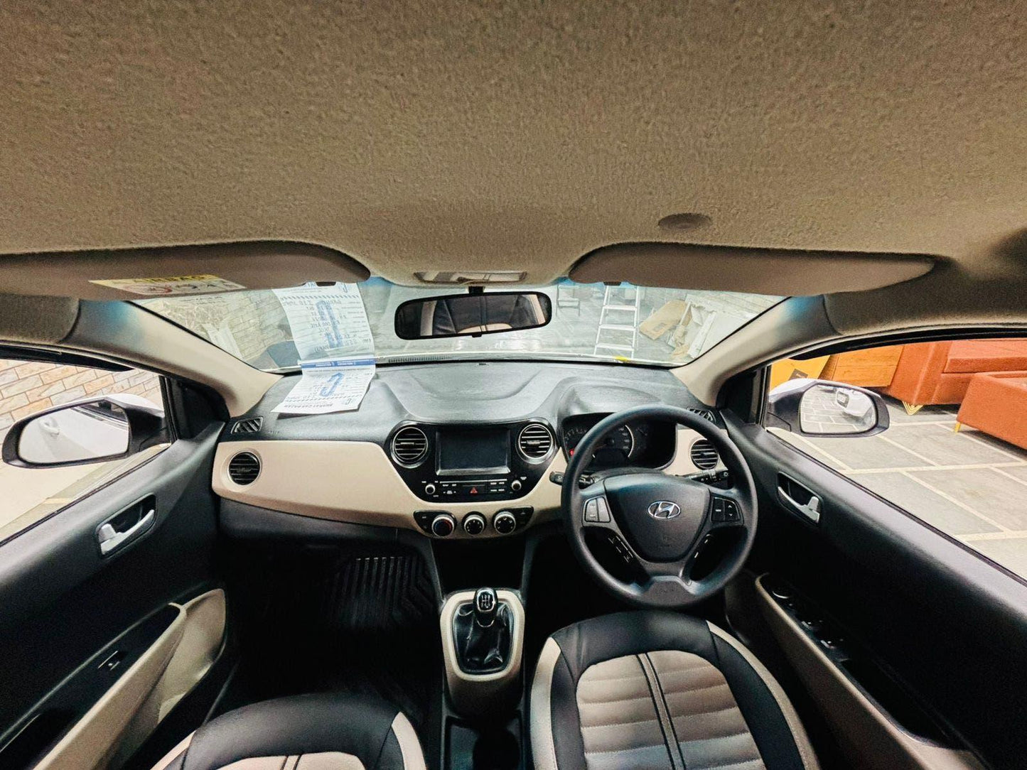 HYUNDAI GRAND I10 SPORTZ (O) 1.2 PETROL (2017)