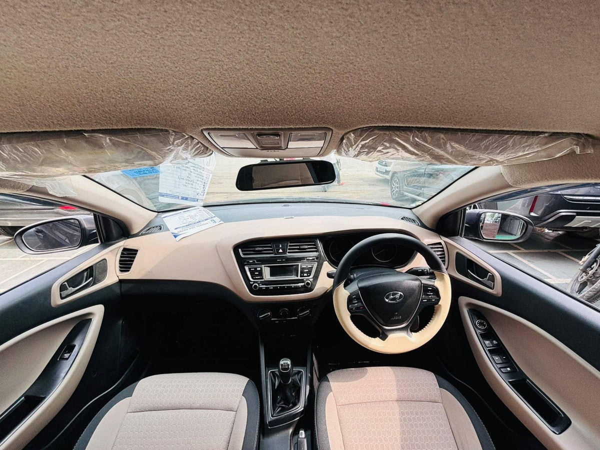 27,000 KMS HYUNDAI I20 MAGNA 1.2 PETROL (2017)