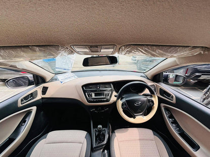 27,000 KMS HYUNDAI I20 MAGNA 1.2 PETROL (2017)