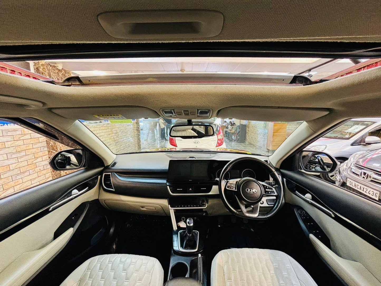 KIA SELTOS 1.5 HTX MT SUNROOF PETROL (2021)