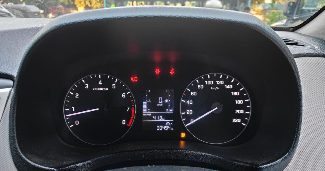 30,000 KMS HYUNDAI CRETA E+ 1.6 PETROL (2019)