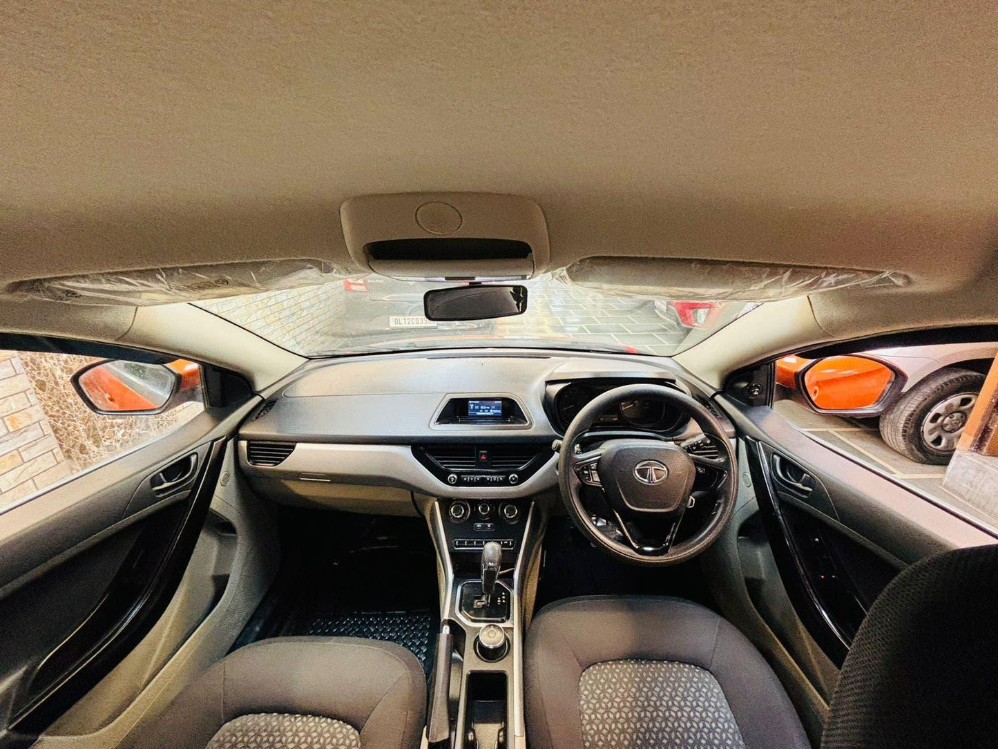 TATA NEXON XMA 1.2 PETROL (2019)