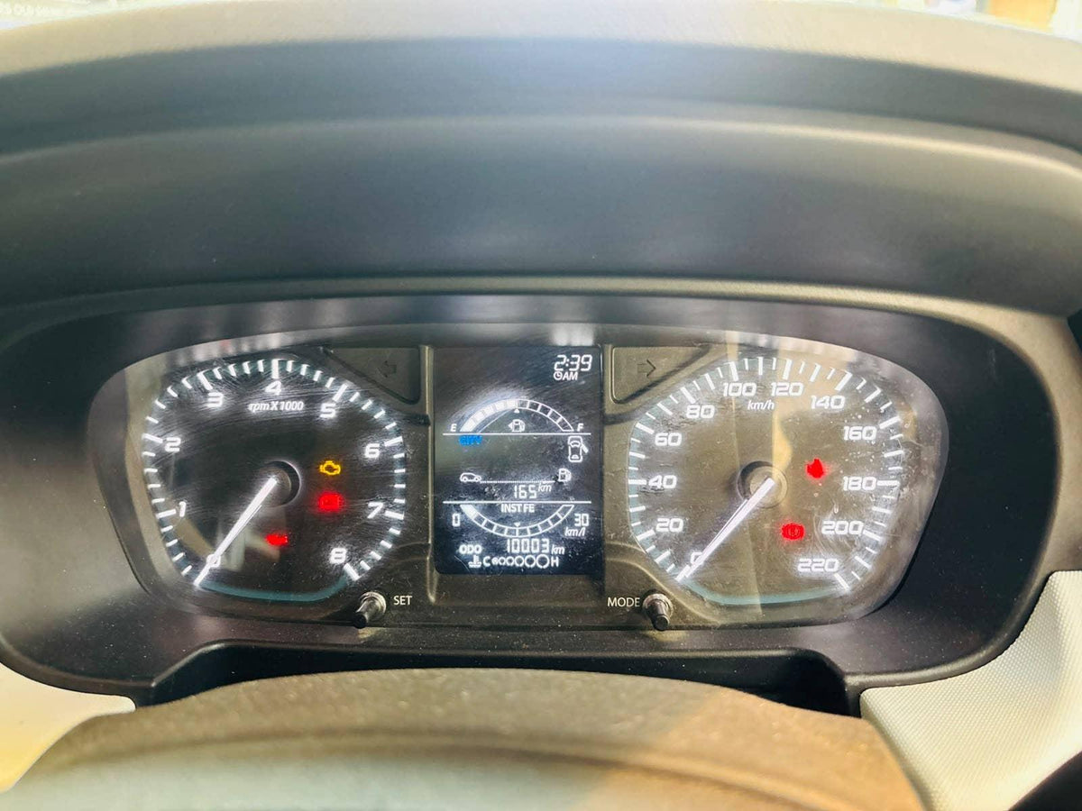 10,000 KMS TATA PUNCH 1.2 PURE MT PETROL (2023)