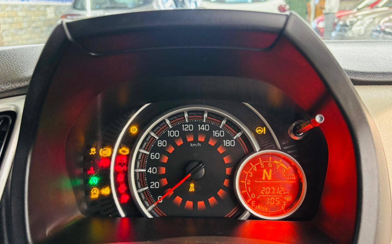 20,000 KMS MARUTI WAGONR ZXI+ AGS PETROL (2023)
