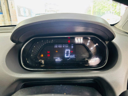 18,000 KMS TATA TIAGO 1.2 CNG TWN XM (2025)