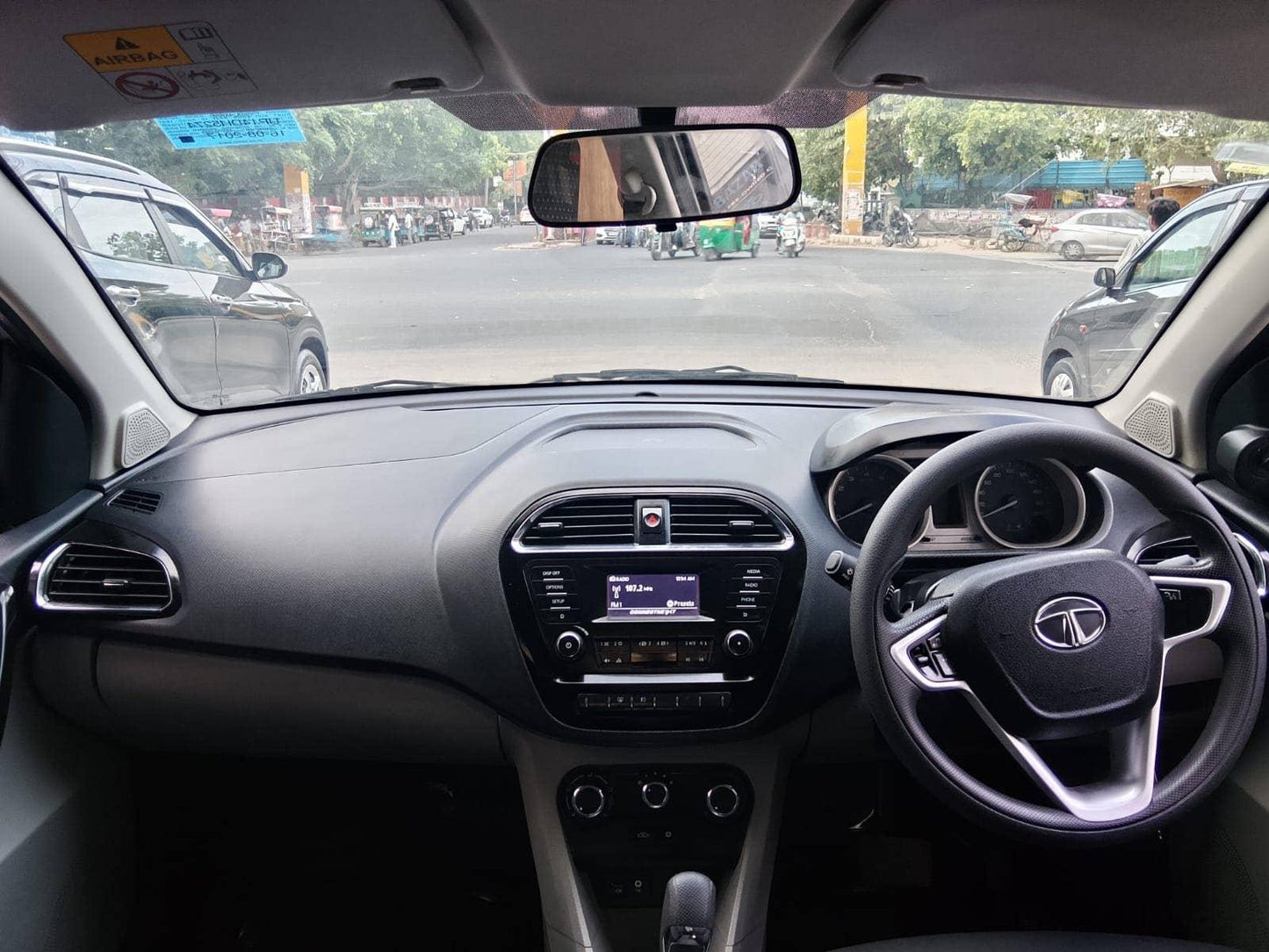 28,000 KMS TATA TIAGO XZA 1.2 PETROL (2017)