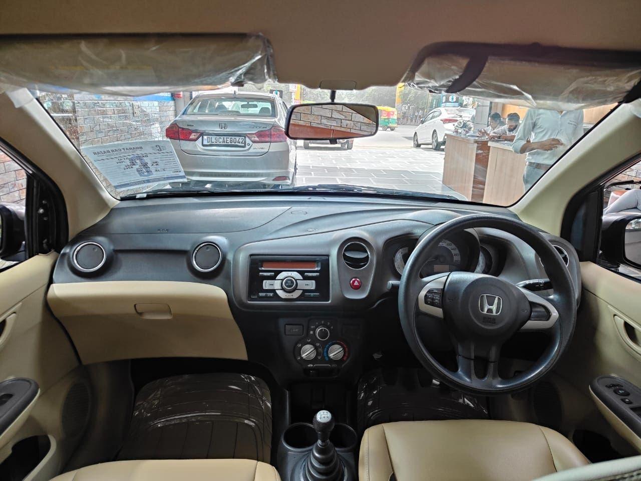 HONDA BRIO S (O) PETROL (2012)