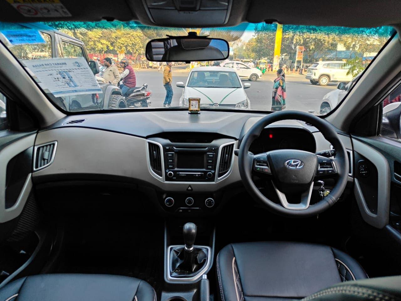 46,000 KMS HYUNDAI CRETA E+ PETROL (2017)