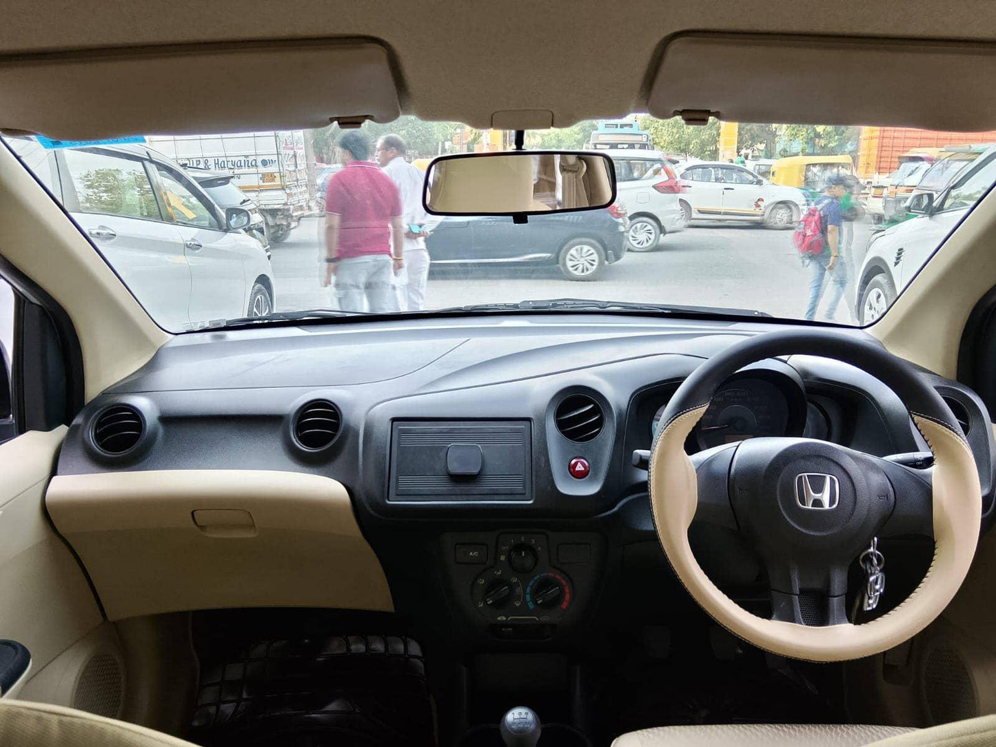 37,000 KMS HONDA AMAZE E MT 1.2 PETROL (2015)