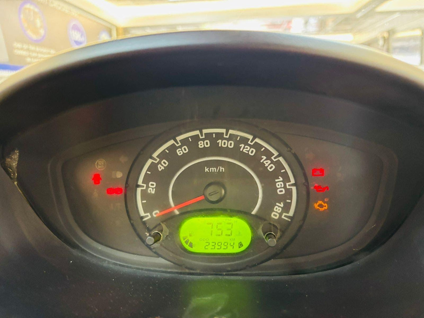 23,000 KMS CHEVROLET SPARK 1.0 LT PETROL (2012)