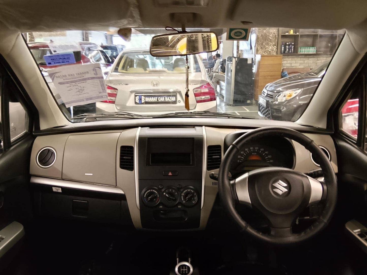 2,000 KMS MARUTI WAGONR LXI PETROL (2014)