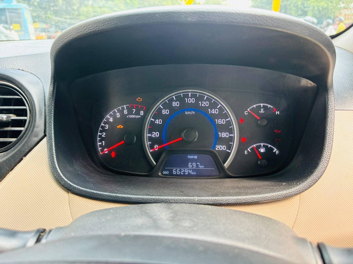 HYUNDAI GRAND I10 1.2 MAGNA CNG (2019)