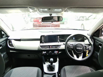 5,000 KMS KIA SELTOS G 1.5 6MT HTE (O) PETROL (2025)
