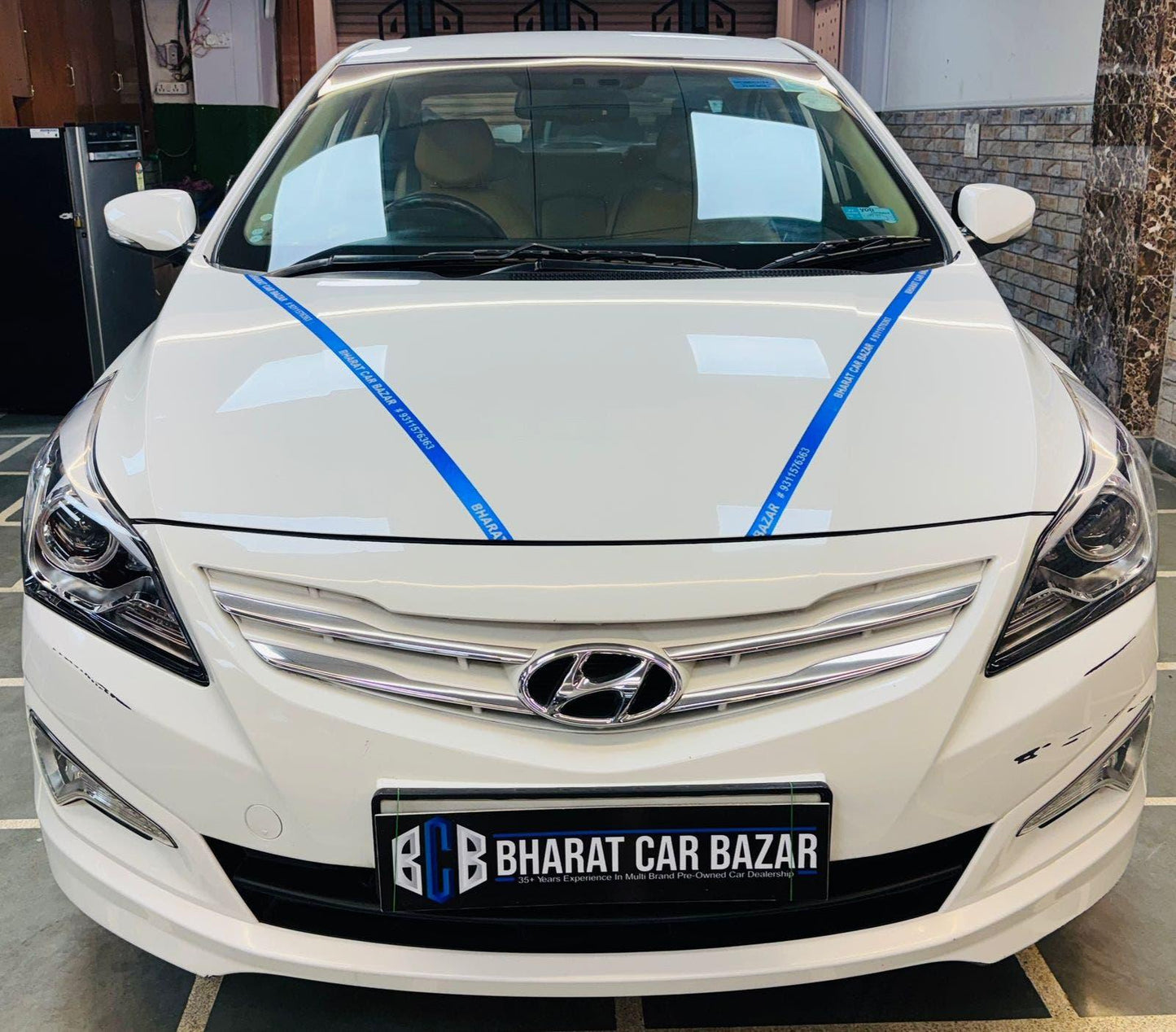 8,000 KMS HYUNDAI VERNA 1.6 SX (O) PETROL (2015)