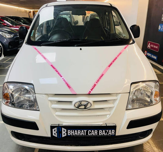 9,000 KMS HYUNDAI SANTRO GL PETROL (2014)
