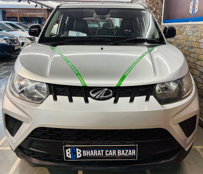 20,000 KMS MAHINDRA KUV 100 K2 6STR PETROL (2017)