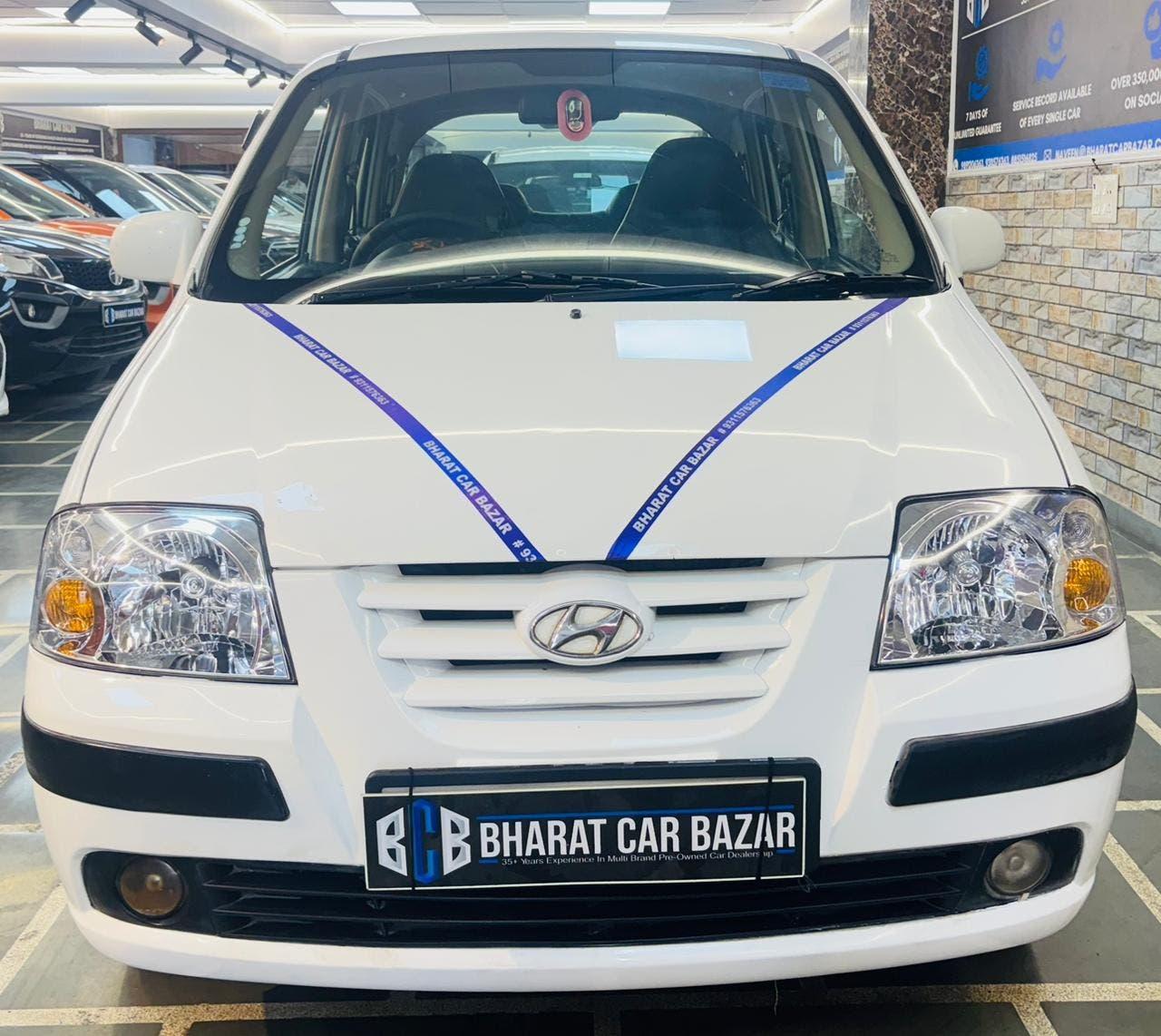 HYUNDAI SANTRO GL PETROL (2011)