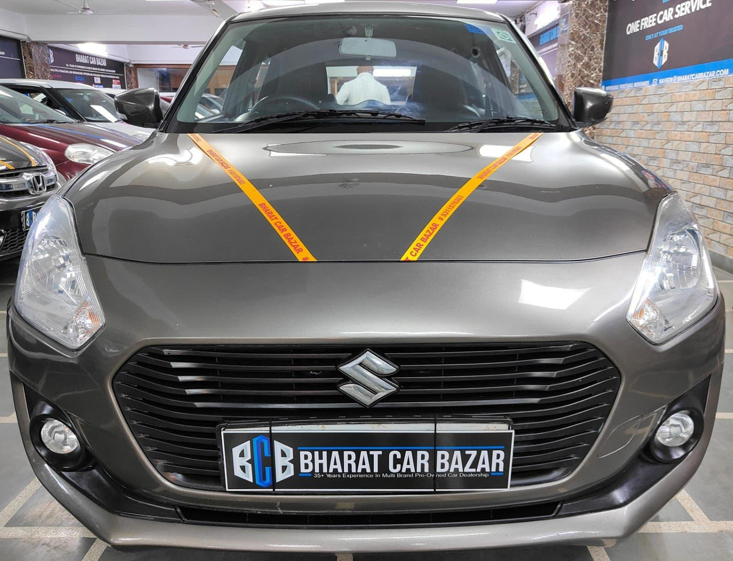 33,000 KMS MARUTI SWIFT VXI PETROL (2018)