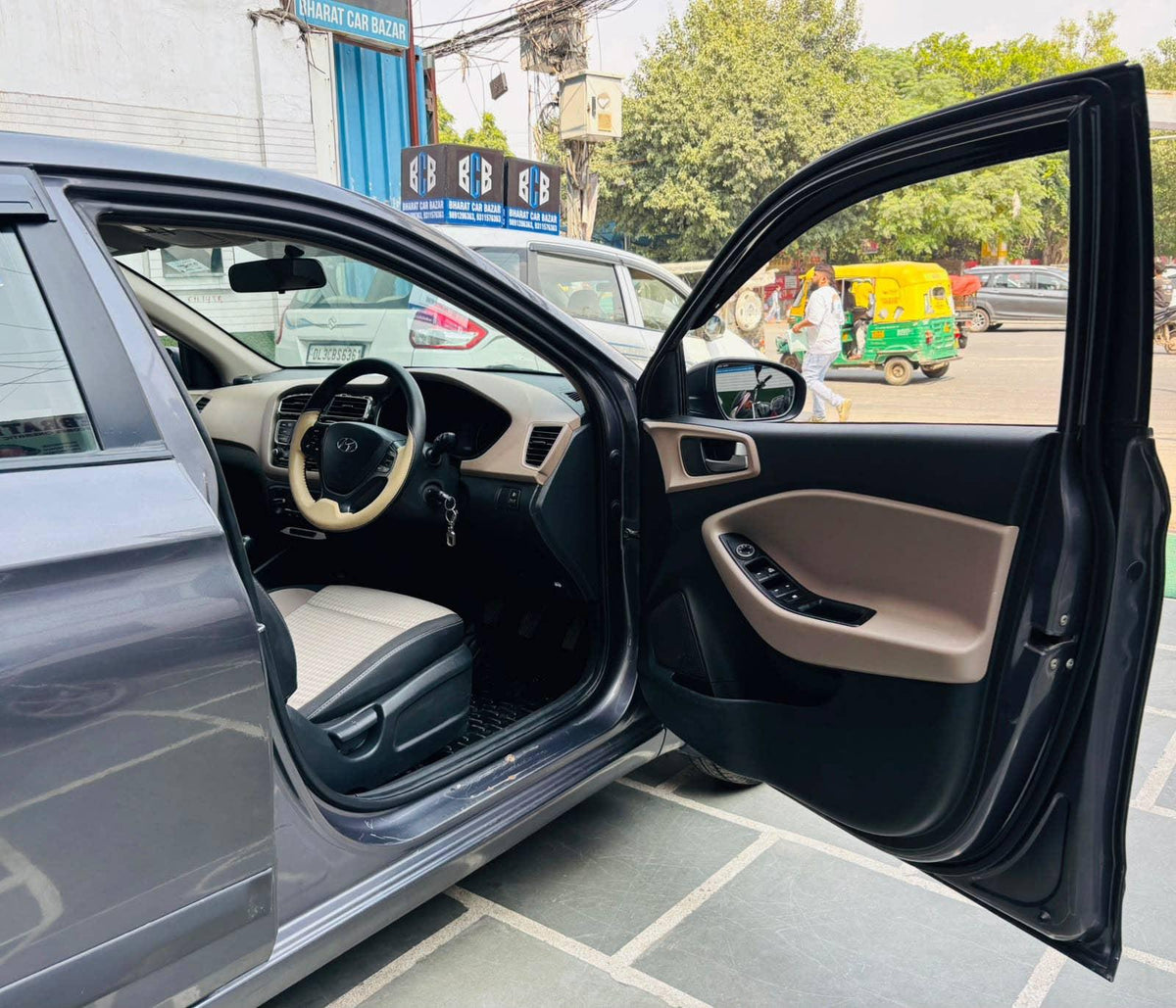 45,000 KMS HYUNDAI I20 1.2 MAGNA PETROL (2019)