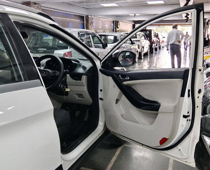 48,000 KMS TATA NEXON XZ 1.2 PETROL (2021)