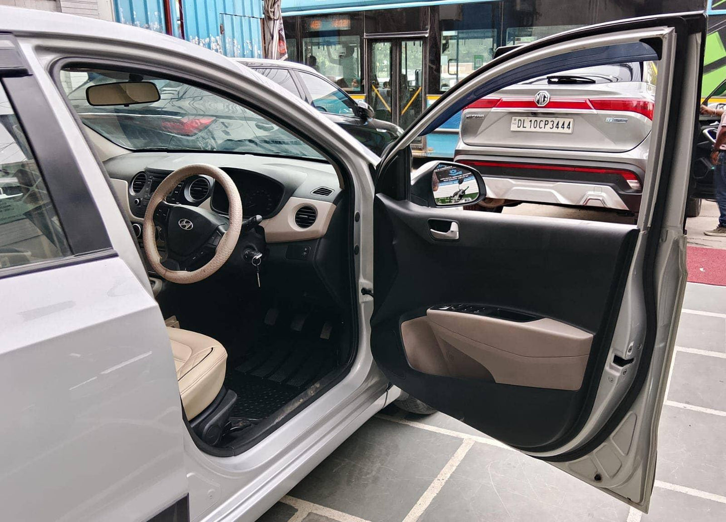 HYUNDAI XCENT S PETROL (2016)