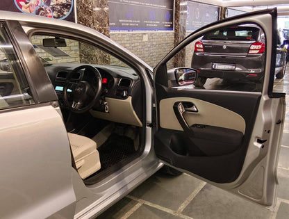 24,000 KMS Volkswagen POLO 1.2 HIGHLINE PETROL (2012)
