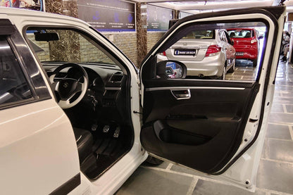 MARUTI SWIFT VXI PETROL (2011)